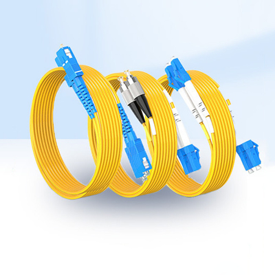 Cordon de patch en fibre optique LC SC FC ST Duplex SM G.652D G.657A1 2,0 mm 3,0 mm avec veste en PVC LSZH